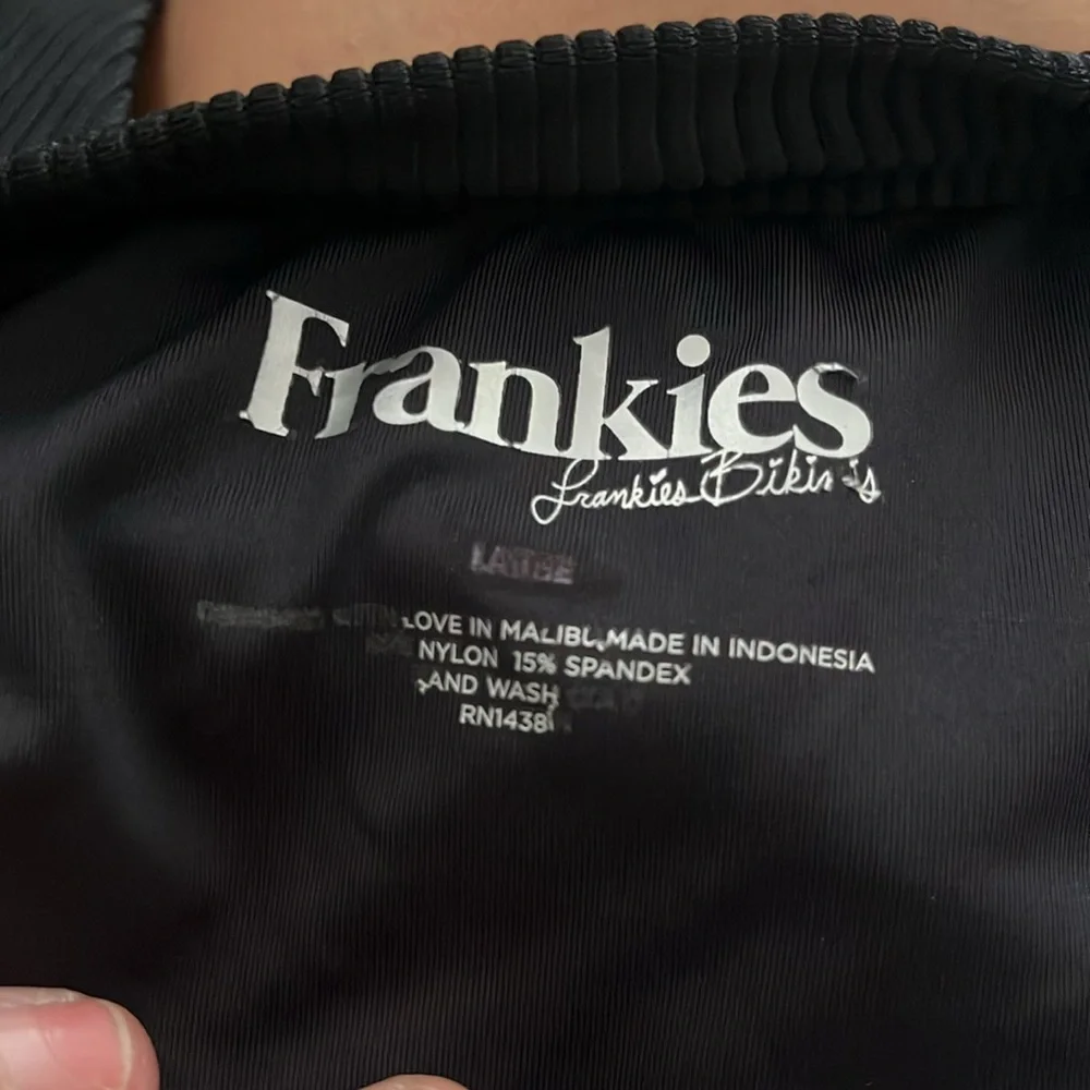 Frankies Bikinis like new